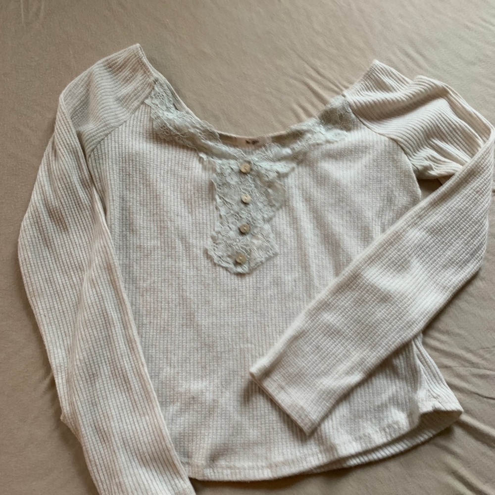 Lace long sleeve